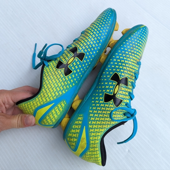 UNDER ARMOUR Force Blue and yellow soccer cleats youth size 5 - Picture 5 of 10